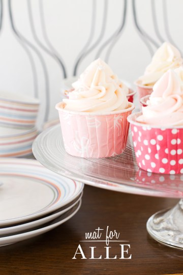 Vaniljecupcakes med kremostfrosting