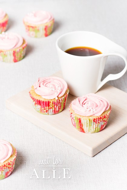 130919_Cupcakes_plommefrosting